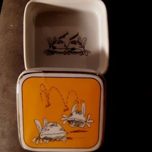 Frog trinket box